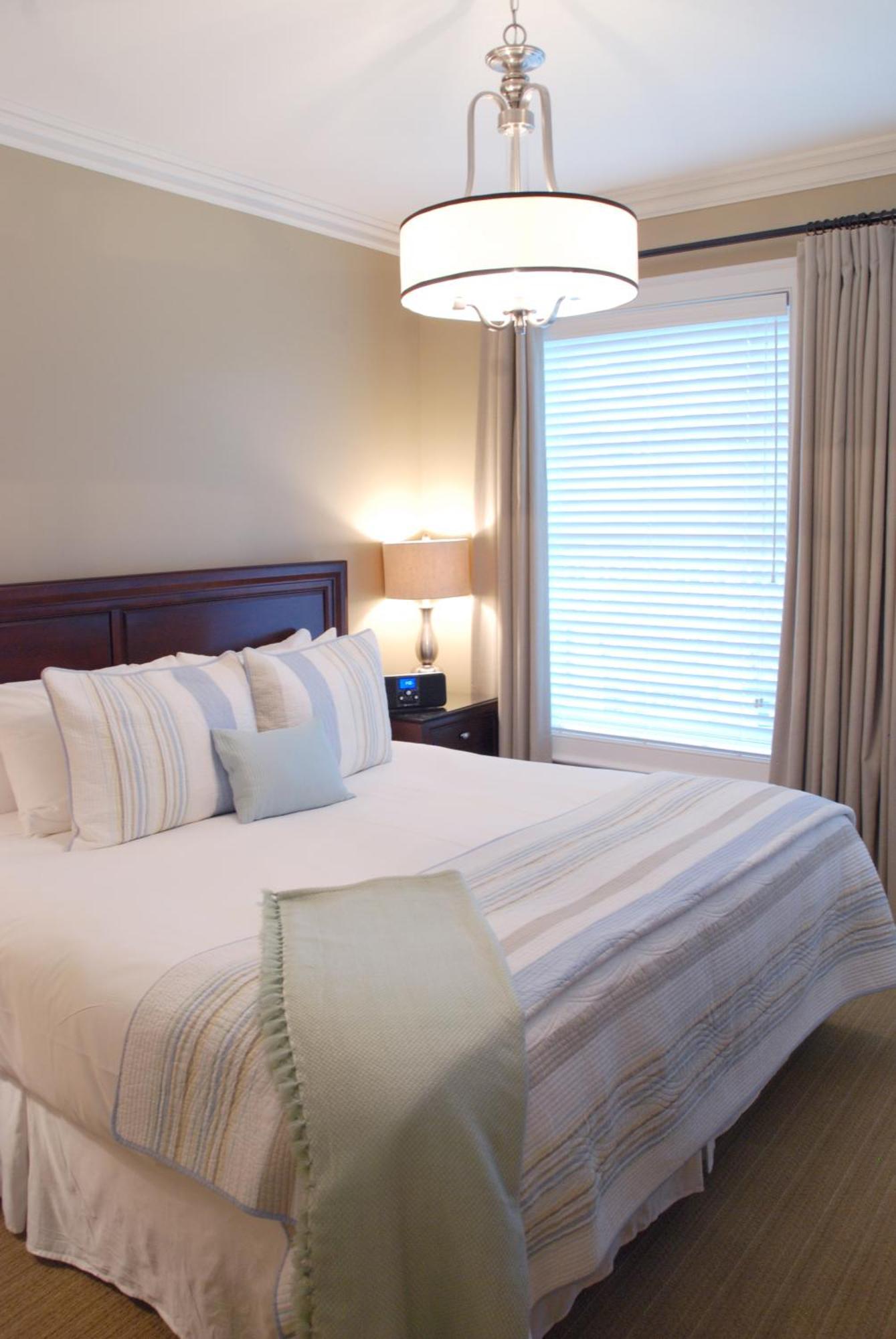 124 On Queen Hotel & Spa Niagara-on-the-Lake Exteriér fotografie A bedroom
