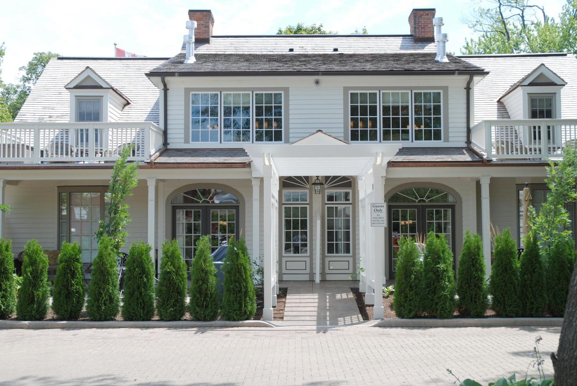 124 On Queen Hotel & Spa Niagara-on-the-Lake Exteriér fotografie The house of the first American president, George Washington, in Mount Vernon, Virginia